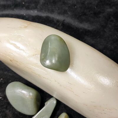 大块白玉籽料原籽无修收藏级白玉