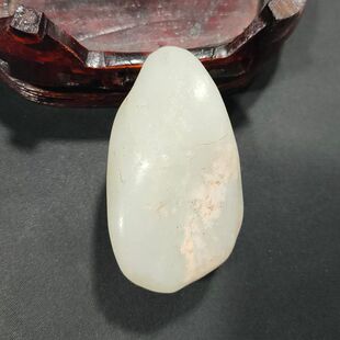 154克和田玉白玉山流水水冲料   且末料羊脂白玉塔什萨依河手把件