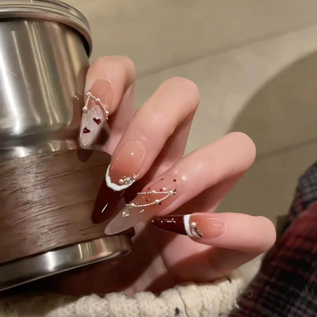 美少女纯手工穿戴甲2025新年招财小红手法式猫眼美甲精致新娘婚甲,彩妆/香水/美妆工具,穿戴甲/甲片,淘宝优惠券,粉丝福利购,淘宝优惠卷