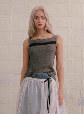 MARCHEN 安格集合店 25SS春夏亚麻一字领小花扣初春花园吊带背心