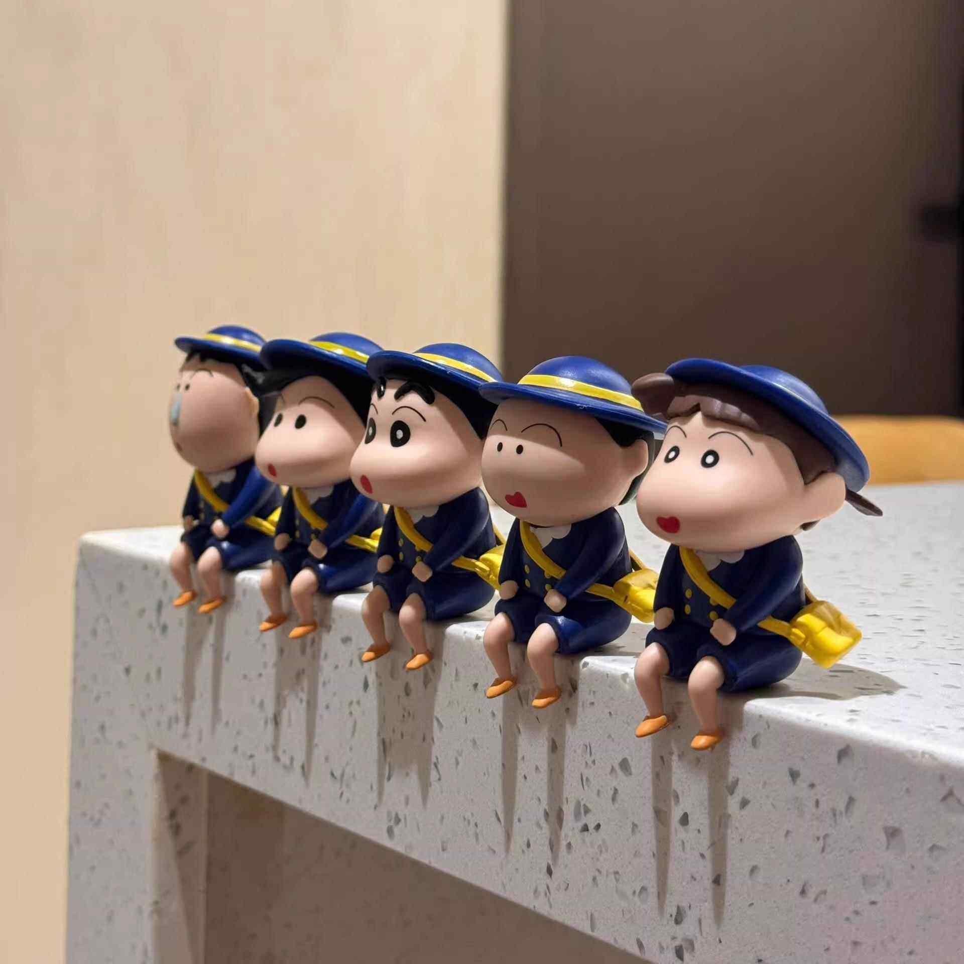 蜡笔小新客厅玄关摆件装饰品房间改造小物件办公室桌面显示器摆件