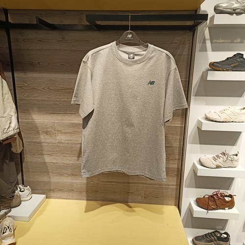 NB2026夏季男简约圆领短袖T恤