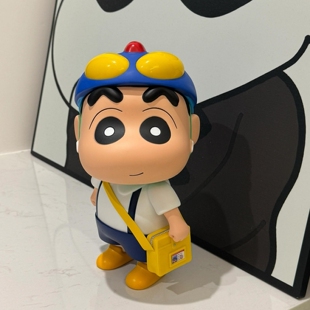 发光校服蜡笔小新拍拍灯手办潮玩小夜灯客厅台灯摆件系列生日礼物