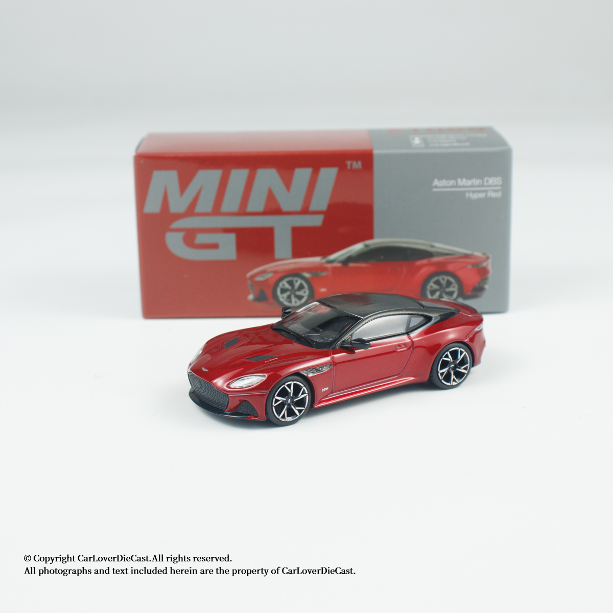 MINIGT1065阿斯顿马丁合金车模