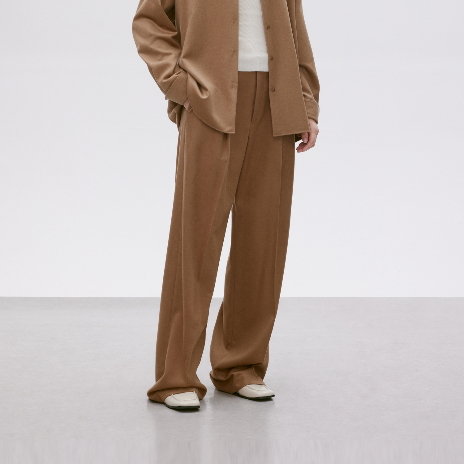 CHICC3真丝羊毛精纺毛呢直筒单褶西裤高定时装感及地休闲裤驼色