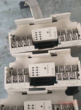 维修FX2N-8EYR三个三菱FX2N-8EYR功能包好，成议价