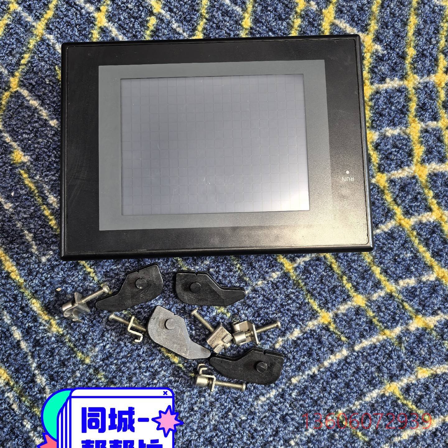 维修一台 Omron NS5-MQ00B-V2 -C8 触摸屏议价