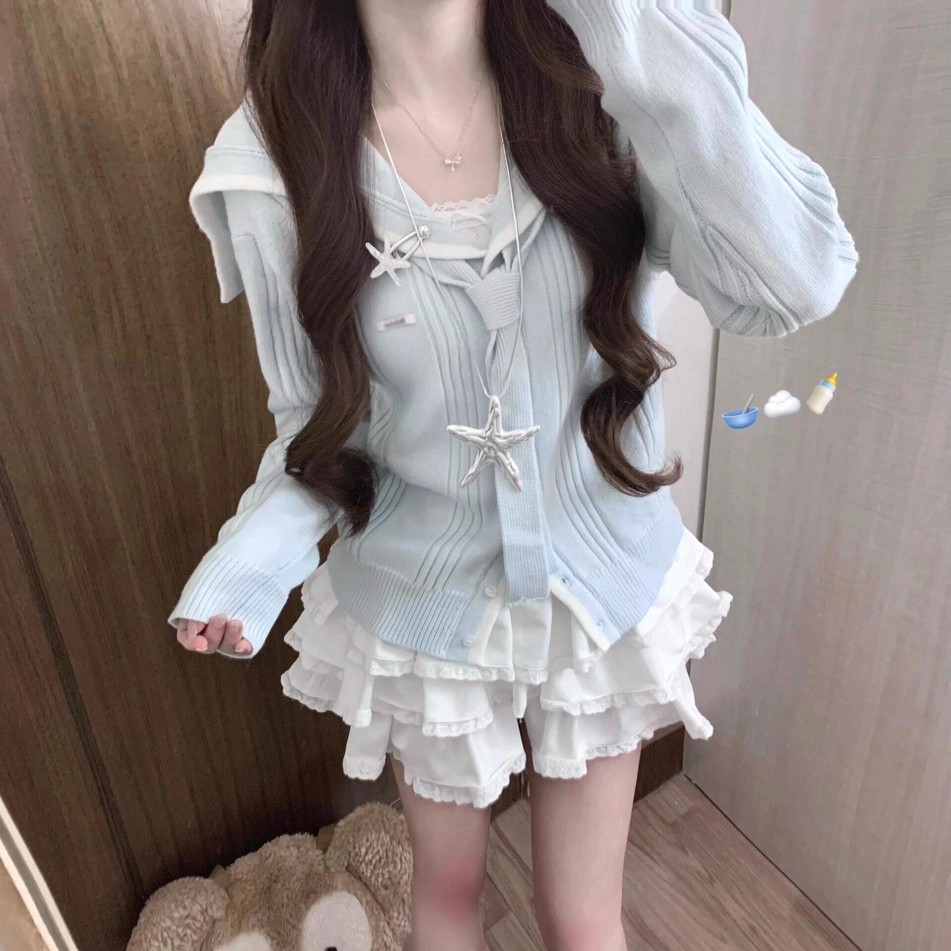 甜美奶蓝色海军领毛衣外