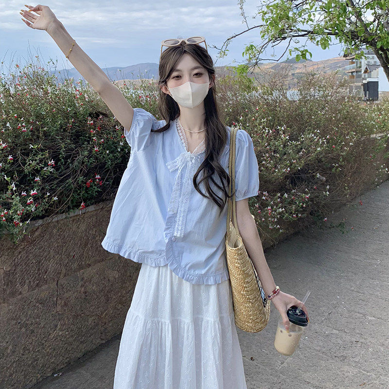 天蓝色棉麻上衣女夏日2026新款法式小资娃娃衫小个子衬衫配半身裙