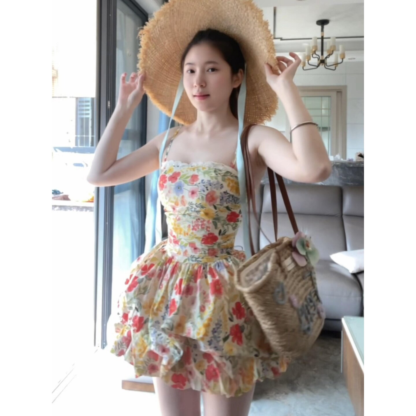 法式绝美碎花吊带连衣裙