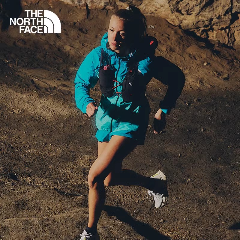 北面SUMMIT巅峰系列女士冲锋衣