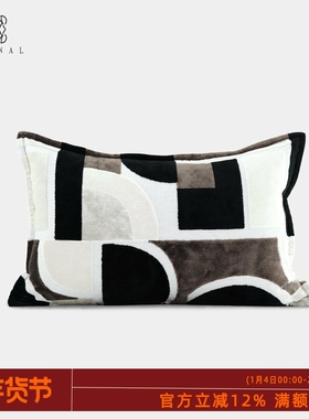 中古风『1950s』高级MCM复古黑棕灰白色几何进口割绒抱枕别墅腰枕