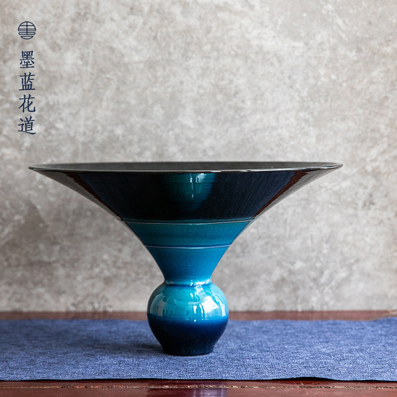 日本进口陶瓷花器禅意日式花道插花器皿釉下彩池坊花器生花立花 墨蓝花器道旗舰店 淘优券