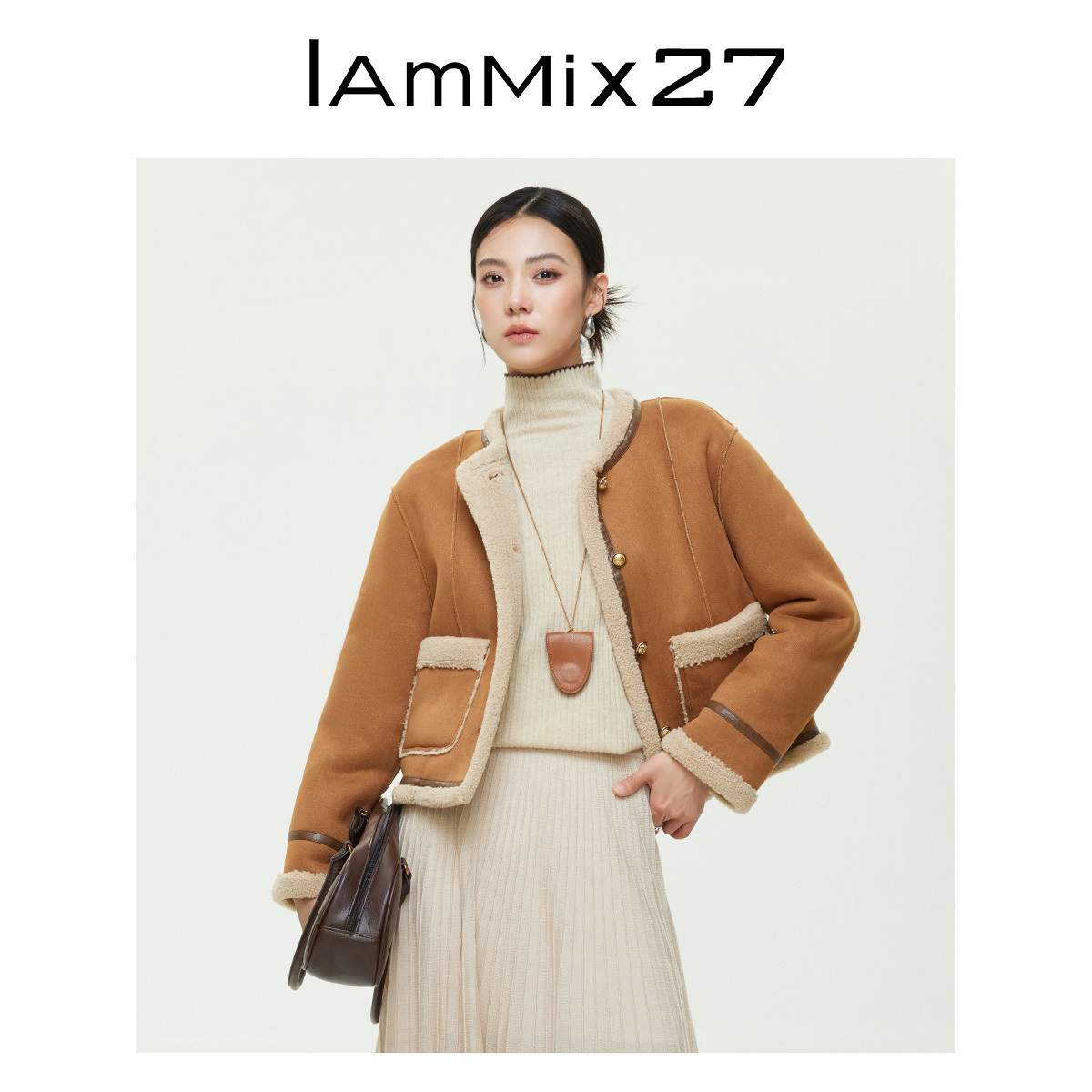 iammix27保暖仿皮毛一体圆领外套