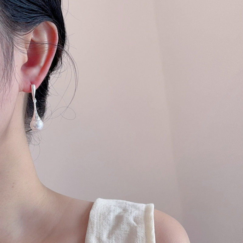 简约高级感长款灵动仿珍珠水滴形耳钉女气质轻奢时尚百搭耳环耳饰,饰品/流行首饰/时尚饰品新,耳环,淘宝优惠券,粉丝福利购,淘宝优惠卷