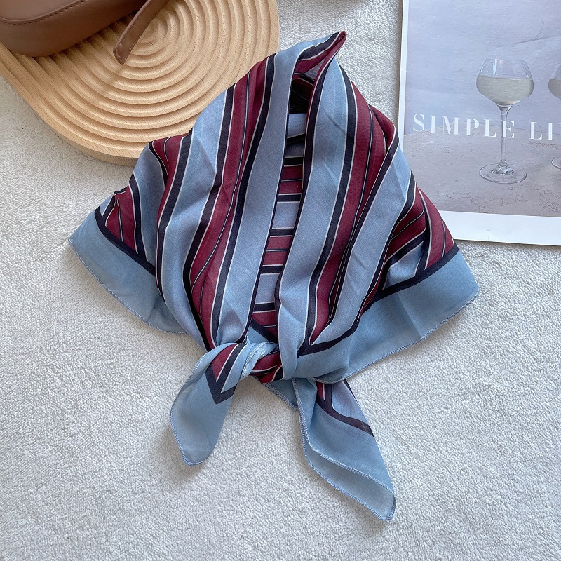 2025新款68*68cm时尚日常小方巾