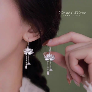 莲花吊坠耳环轻奢小众独特古风耳钩耳饰女高级感新中式马面裙秋冬