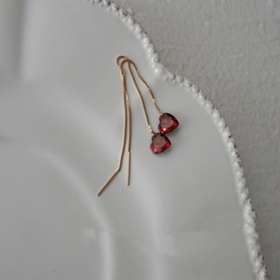 石榴红色甜美爱心锆石耳环日常小清新百搭修脸耳线耳钉女通勤配饰