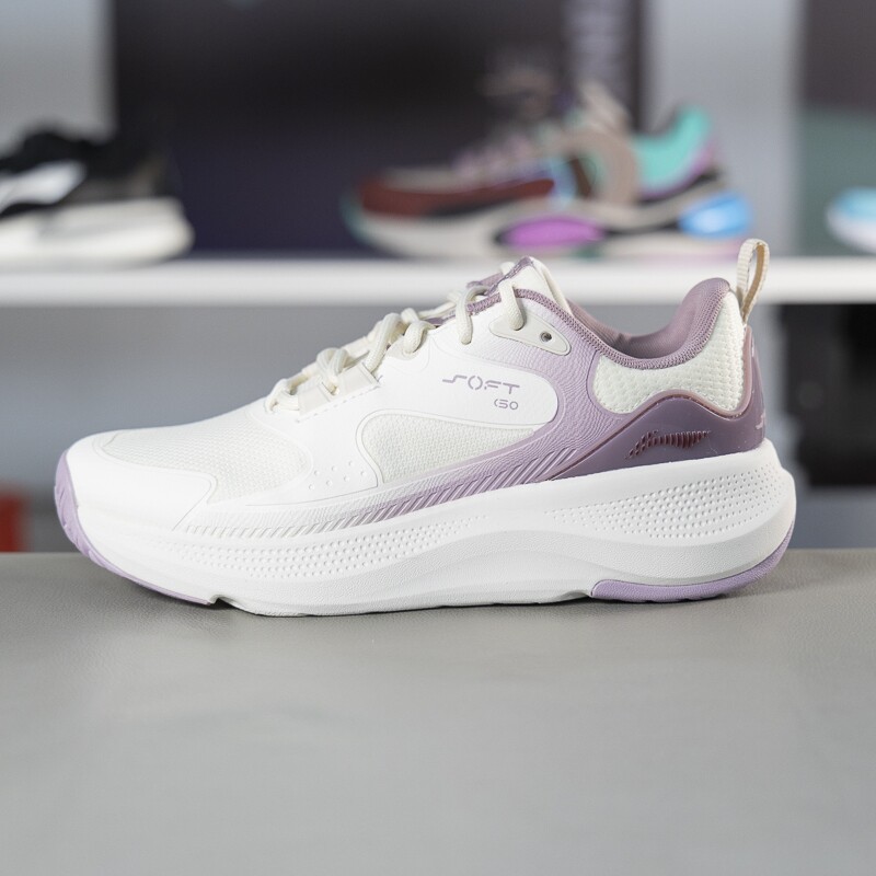 正品李宁潮流休闲鞋春季新款SOFT GO女子减震透气运动鞋AGLU012