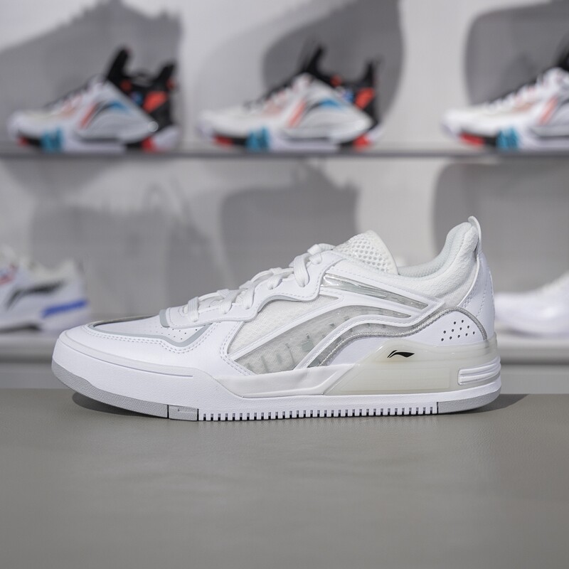 李宁防滑男子系带休闲鞋