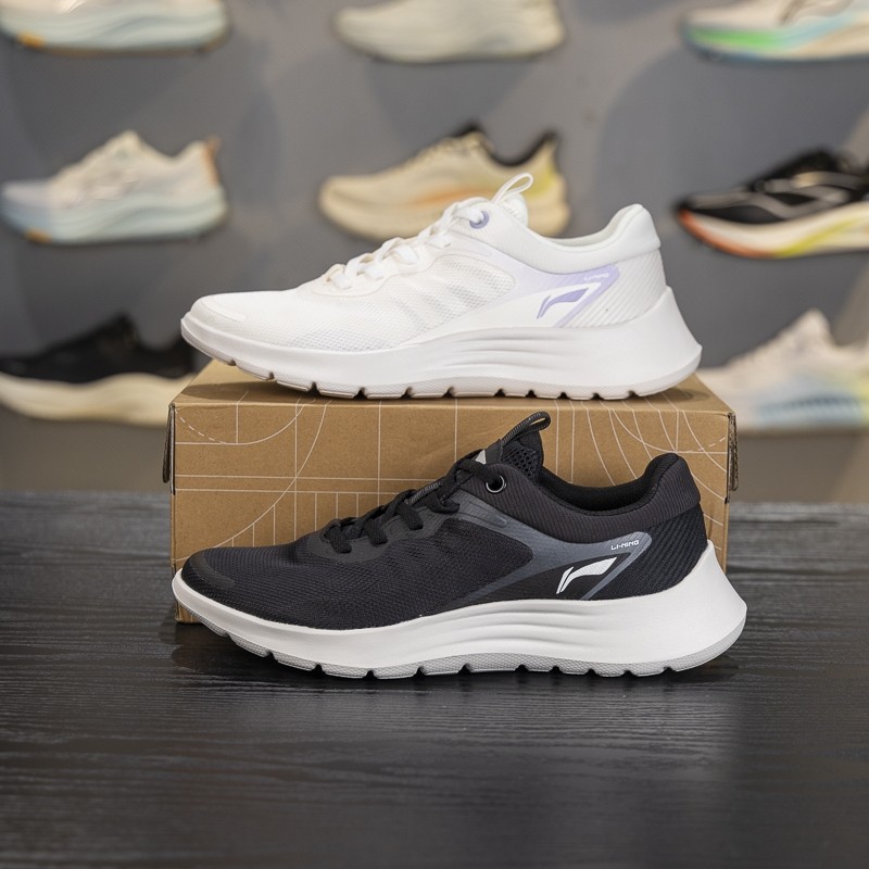 李宁女子休闲慢跑鞋透气