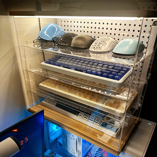 键盘透明收纳盒电竞桌面亚克力防尘展示架机械蓝牙键盘整理收纳盒