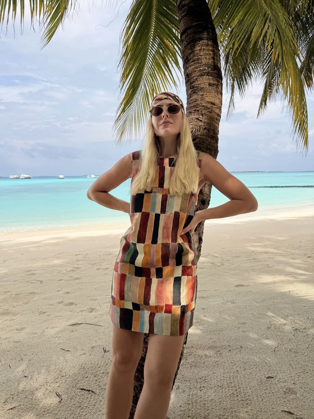 欧洲站人丝亚麻印花吊带背心连衣裙2026新款度假休闲百搭背心短裙