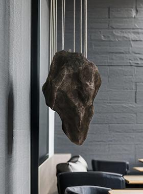 悬挂式仿真玻璃钢空心石头摆件悬浮艺术装饰橱窗会所轻奢造景软装