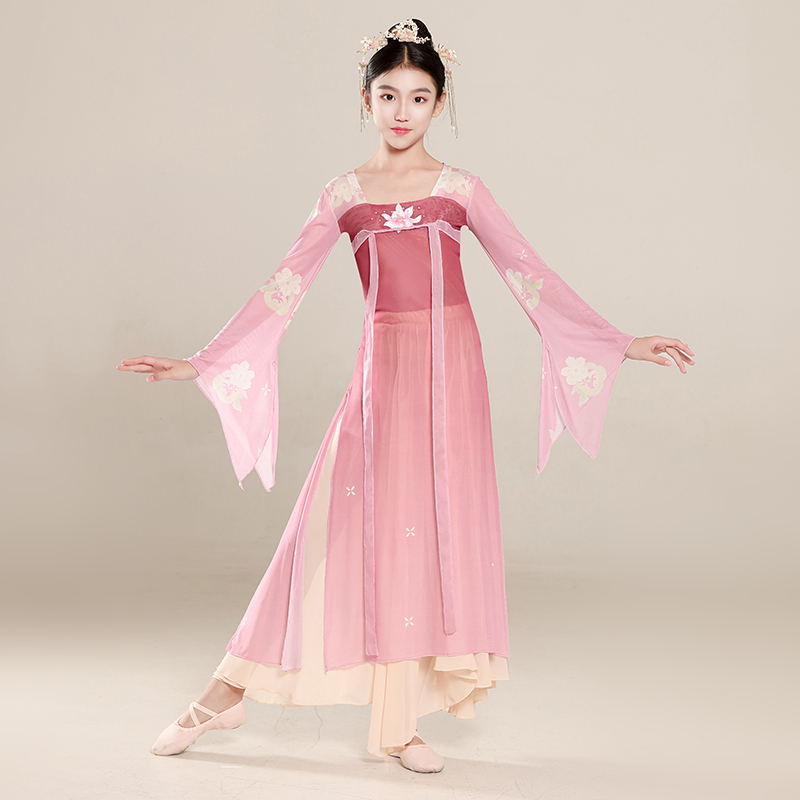 新款汉服古风古典舞舞台装表演服