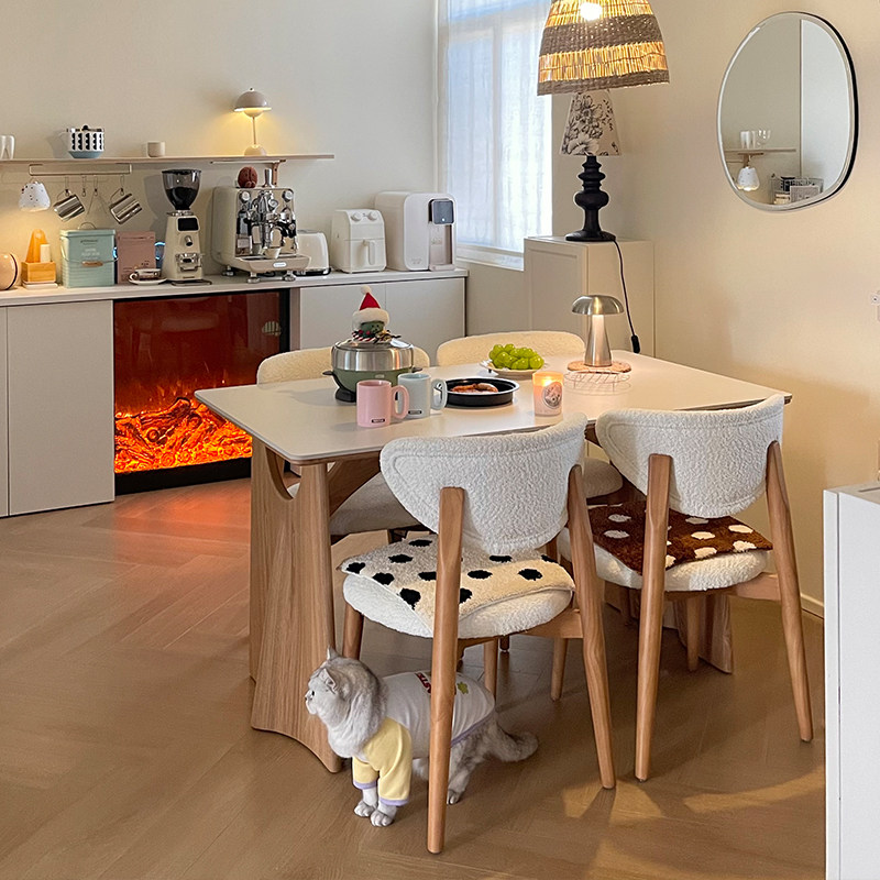 奶油原木风餐桌长方形家用小户型一桌四椅高级感轻奢实木岩板餐桌