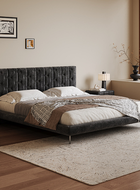 意式极简布艺床黑色主卧1米8双人薄床头雪尼尔复古风饼干软包床