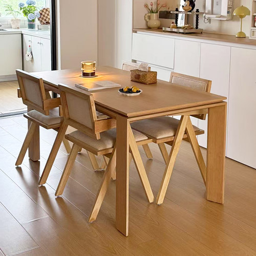 长方形餐桌家用小户型高端大气上档次2026新款原木风实木餐桌椅