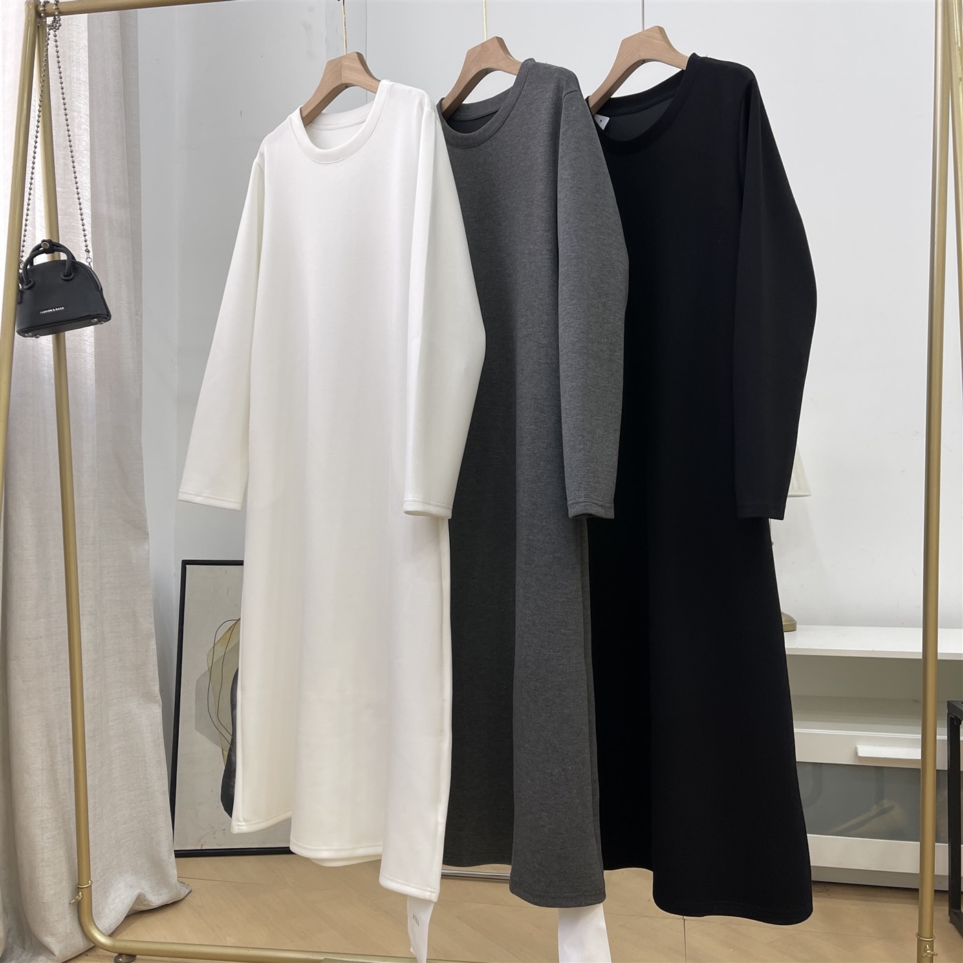 爆款长袖连衣裙女2025春秋时尚宽松休闲连衣裙K#16