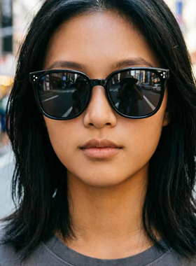 高级感显脸小方圆框太阳镜男女通用防紫外线开车驾驶遮阳墨镜潮