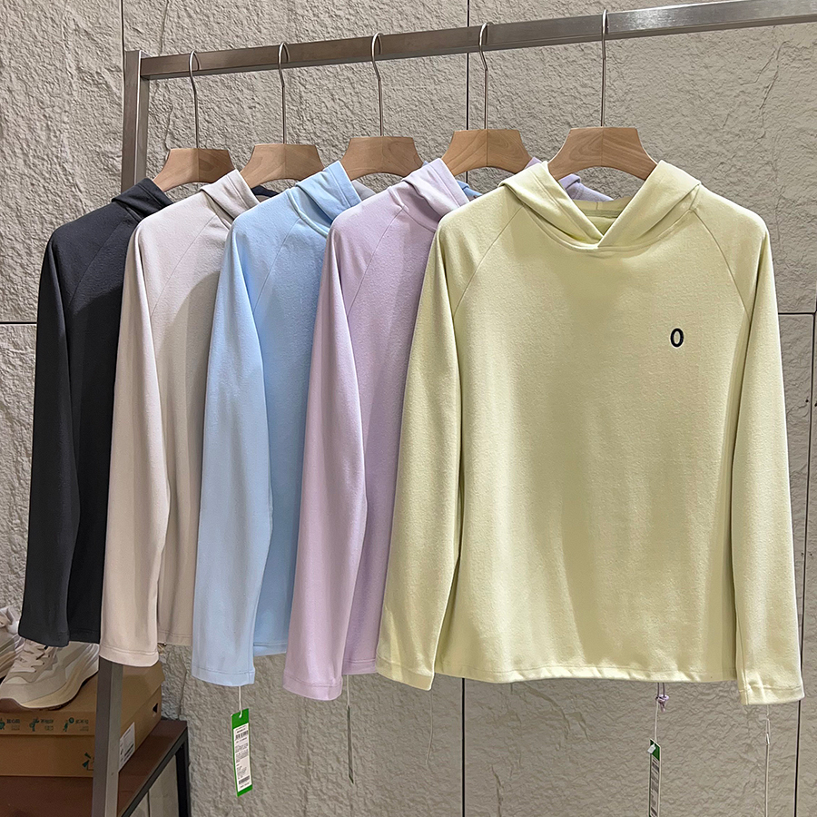 女士柔软舒适运动连帽长袖卫衣