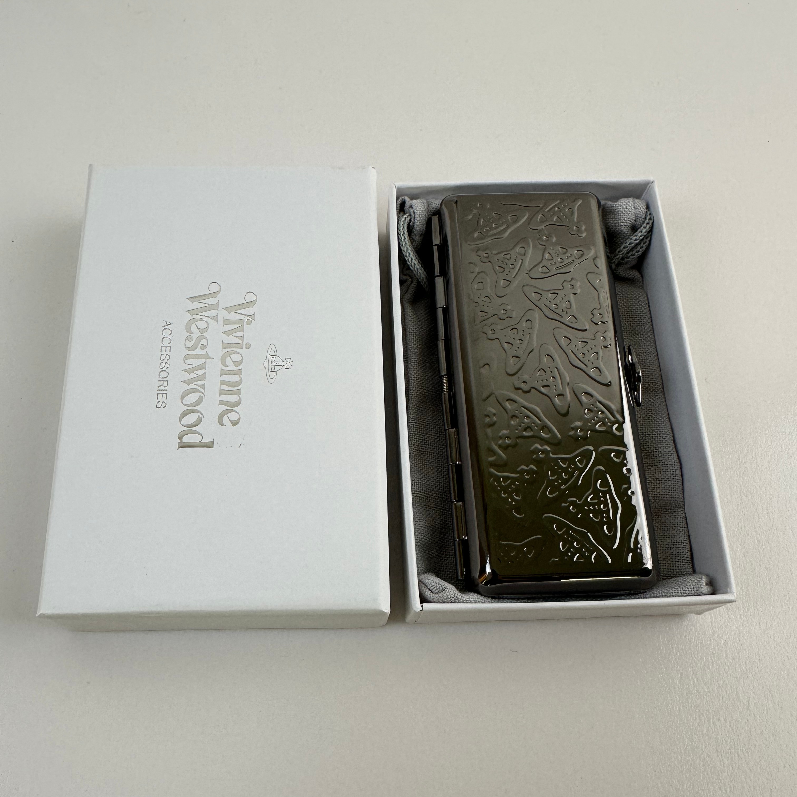 thumbnail for Vivienne West Queen Mother cigarette case with trim, delicate metal classic and versatile print, convenient and luxurious Saturn cigarette case