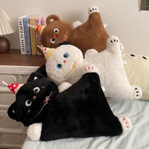 可爱睡觉抱枕猫咪小熊创意床头软包靠背垫客厅装饰公仔毛绒玩具批