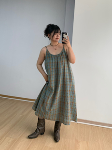 【清仓特价8折】微胖春夏松弛感甜美格纹长裙休闲度假海边连衣裙