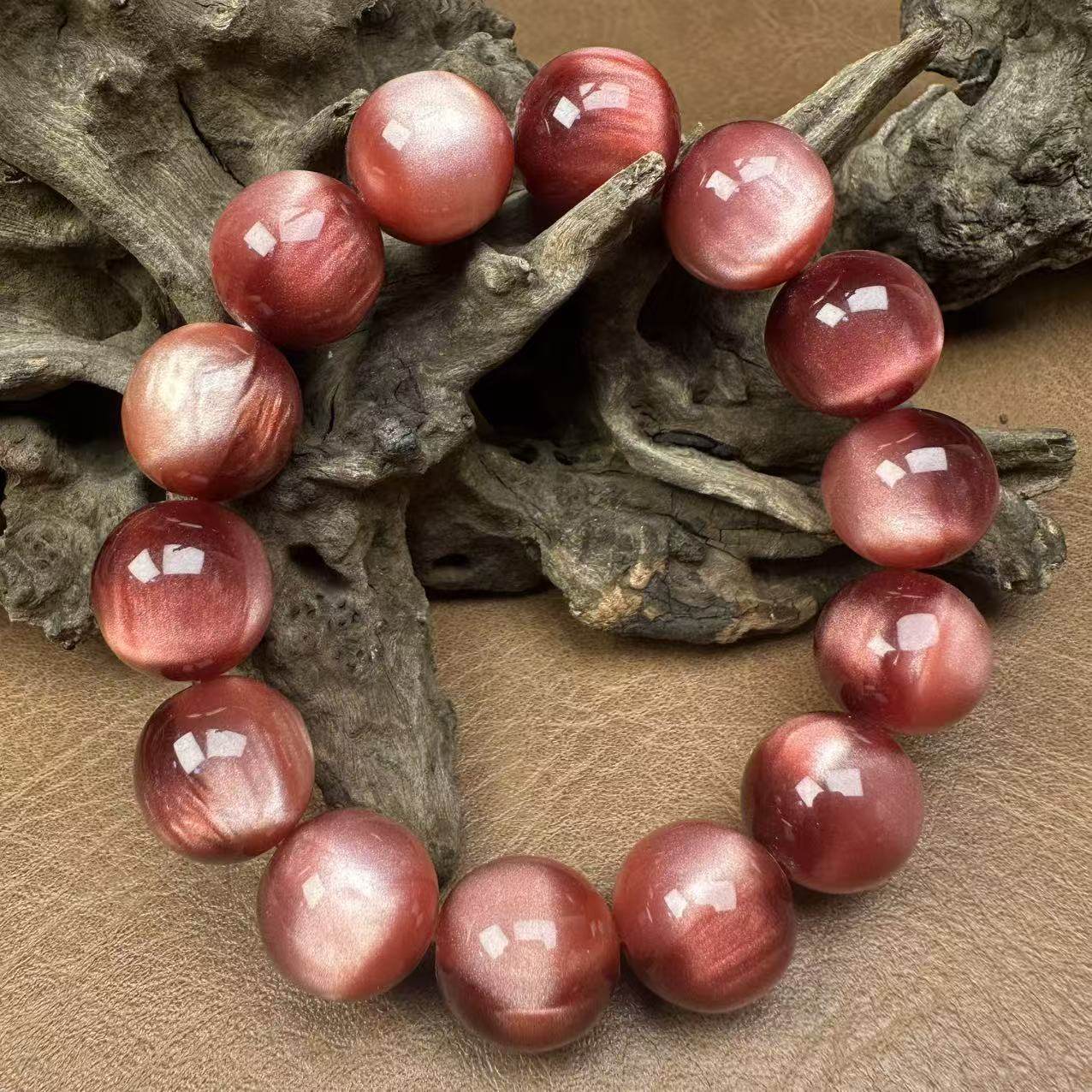 新款绯虹猫眼树脂手串绯红虹彩珠光质感单圈圆珠手链小众吸睛饰品,饰品/流行首饰/时尚饰品新,银饰手链,淘宝优惠券,粉丝福利购,淘宝优惠卷