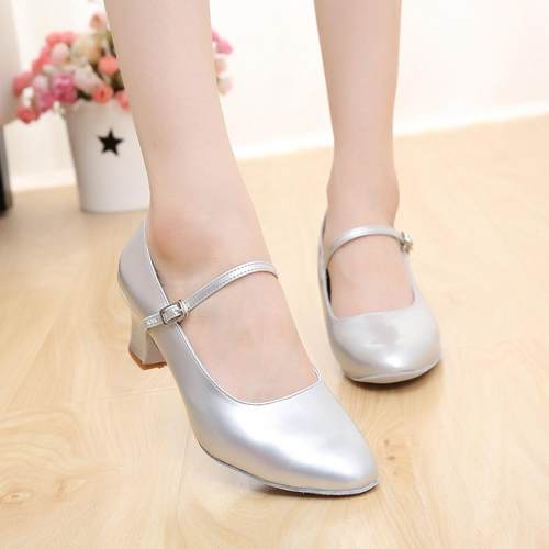 新疆民族舞鞋摩登跳舞练功鞋