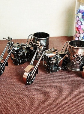 铁艺复古做旧三轮摩托车笔筒模型家居书房办公室装饰品摆件送孩子