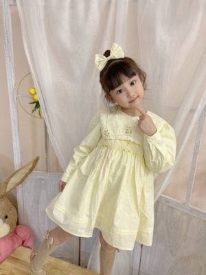 西班牙童装女童秋冬浅黄镂空连衣裙复古打揽洋气公主裙生日圣诞裙