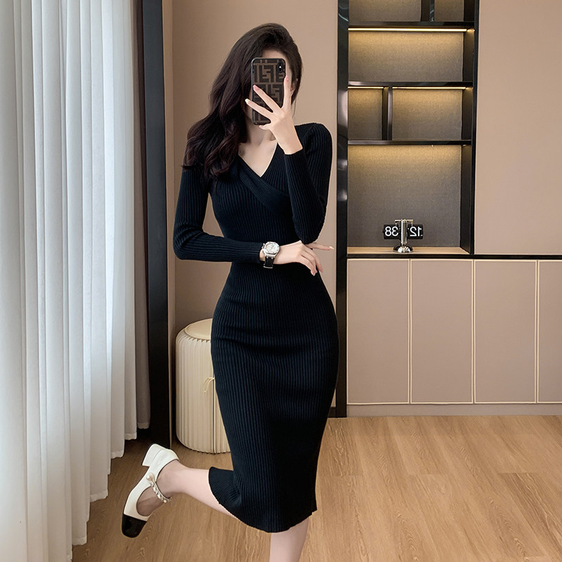 实拍韩国针织毛衣连衣裙秋冬洋气内搭打底修身显瘦中长款过膝长裙