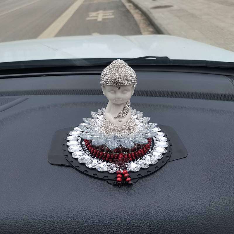 水晶镶钻车载摆件弥勒莲花佛汽车中控台香水摆件除异味祝福男礼物