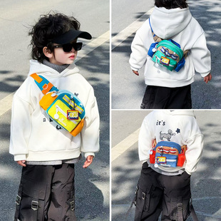 新年生日礼物送男孩3岁儿童幼儿园小朋友宝宝五5男童4玩具2斜挎包