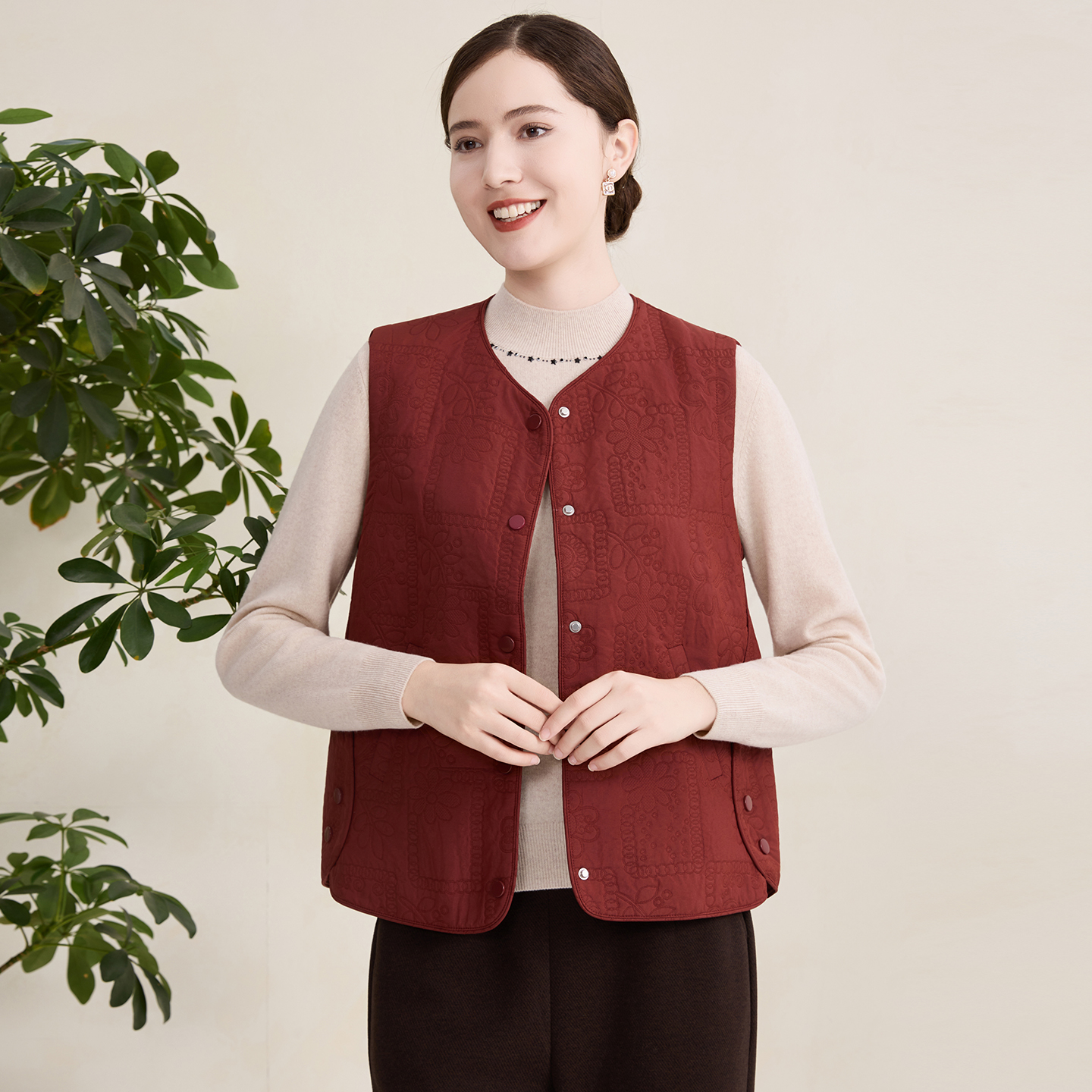 赏心岁月中老年女装妈妈马甲背心2025秋冬新款宽松大码洋气妈妈装