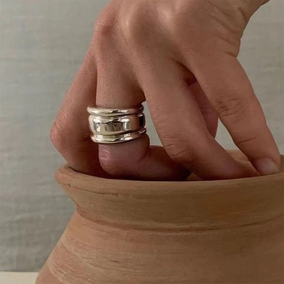 英国topwhit博主feve宽版花瓶戒指女镀银coldframe高级感简约