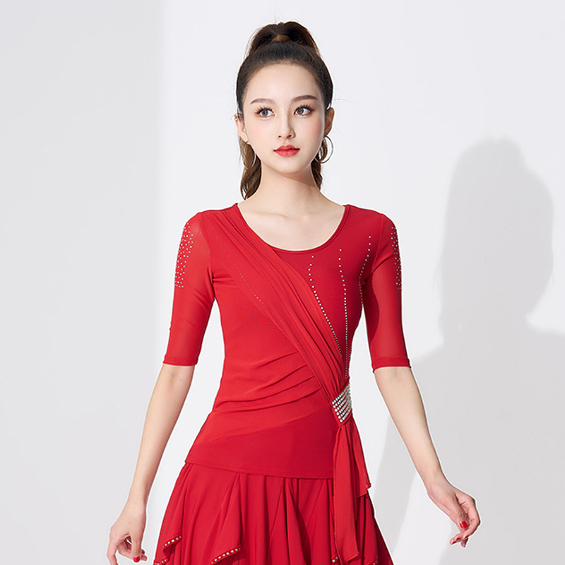烫钻拉丁舞服上衣女夏2023年新款舞蹈拼蕾丝中袖国标广场舞衣