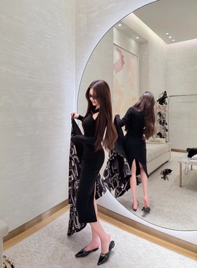 LIN BOUTIQUE 轻奢性感法式赫本风交叉挂脖针织修身连衣裙小黑裙