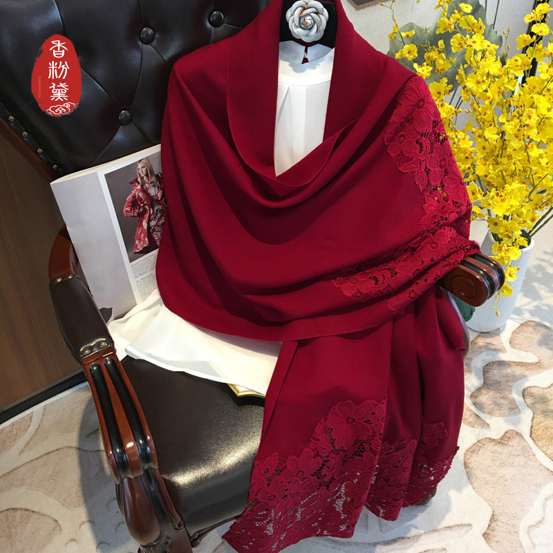 秋冬保暖高档钩花羊毛围巾红色旗袍空调房披肩送妈妈长辈婆婆礼物